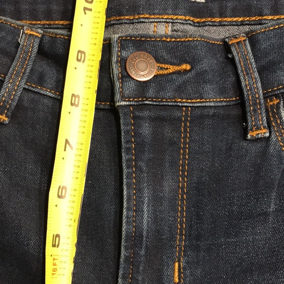 Old Navy Mid-Rise Power Slim Straight Jeans - Picture 11 of 12
